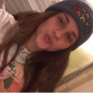 Meet your Posher, Lotan